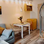 NEUES Appartment, E-Werk, Palladium, Carlswerk, Messe, Lanxess-Arena